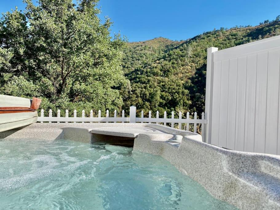 Eagle Nest River Views Hot Tub Games Sleeps 6 Ahwahnee Zewnętrze zdjęcie